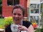 Carol in the garden * 2032 x 1524 * (522KB)